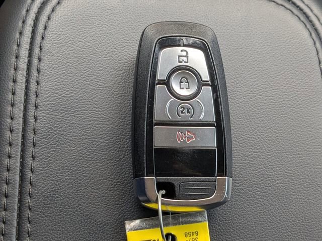 Certified 2022 Ford F350 Lariat w/ Tremor Off-Road Package image 37