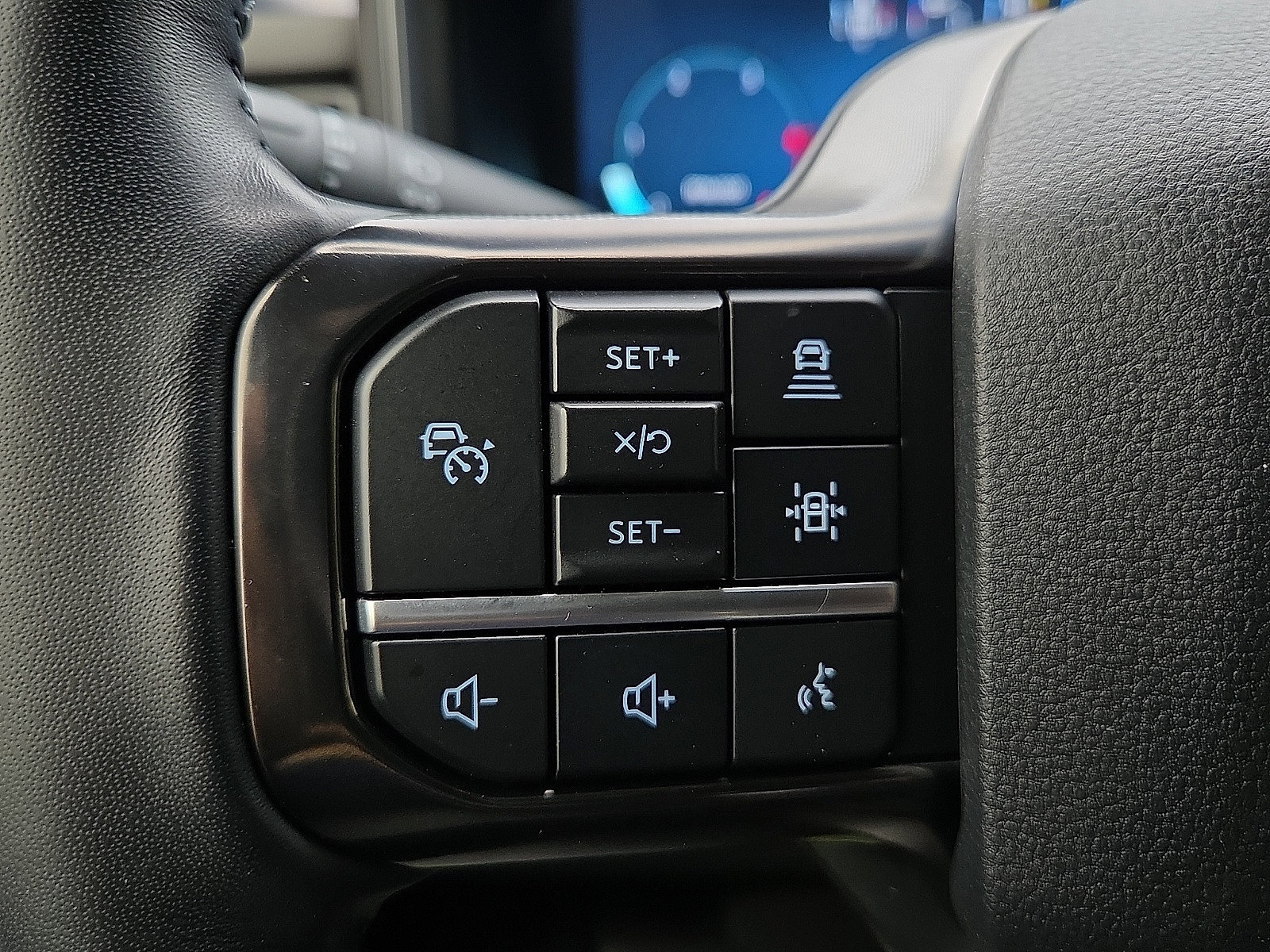 Certified 2025 Ford F250 Platinum AWD/4WD image 19