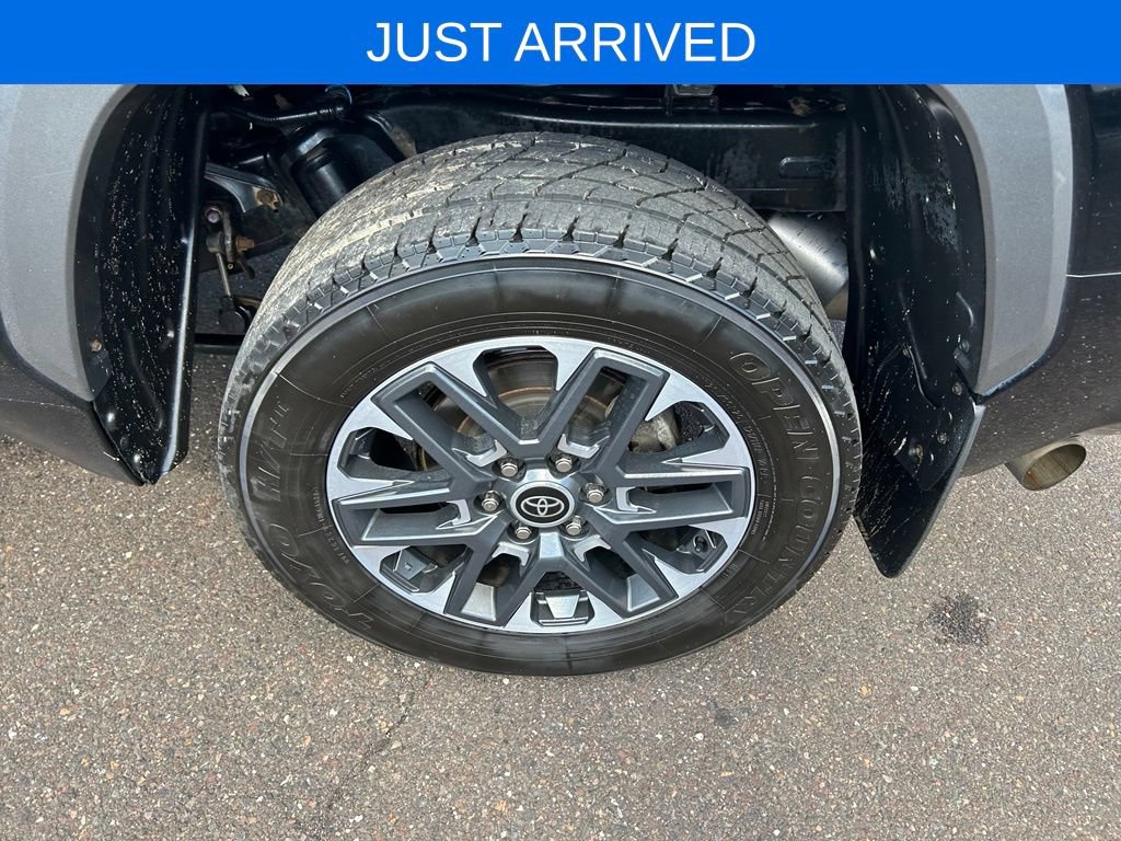 Used 2022 Toyota Tundra Limited w/ Power Package AWD/4WD image 35
