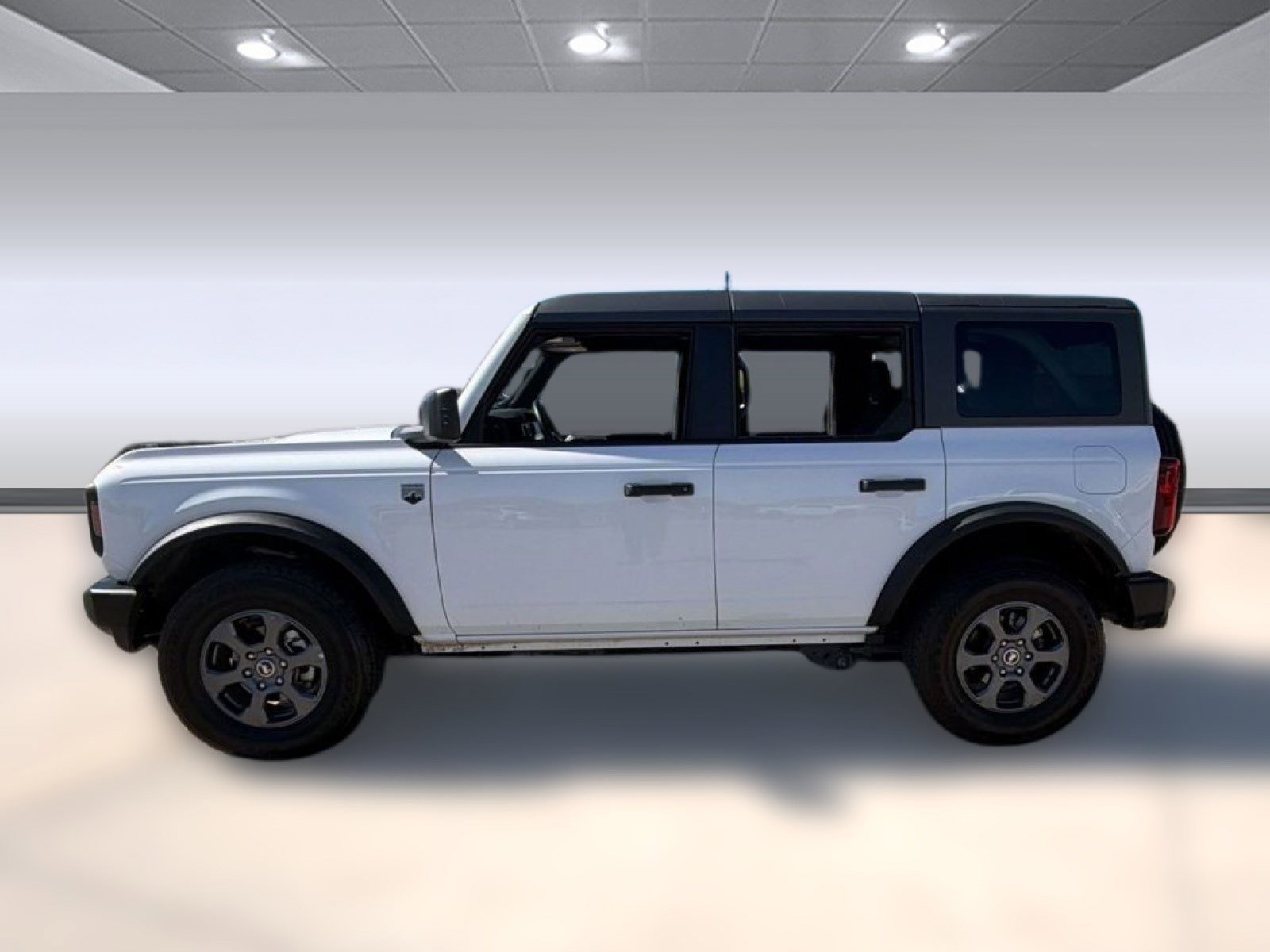 Certified 2025 Ford Bronco Big Bend image 2