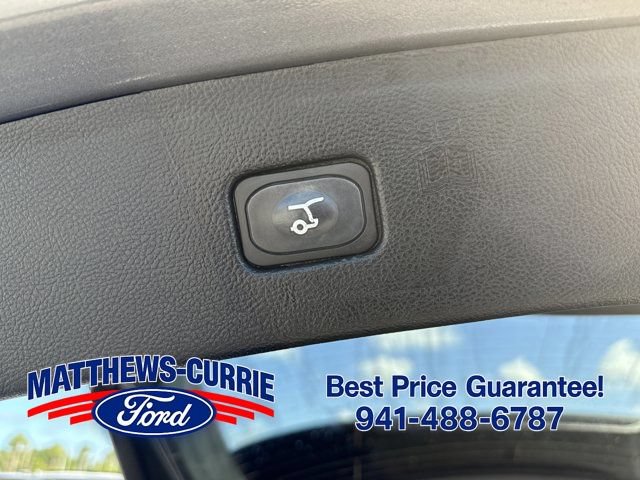 Certified 2022 Ford Edge SEL w/ Sport Appearance Package AWD/4WD image 14