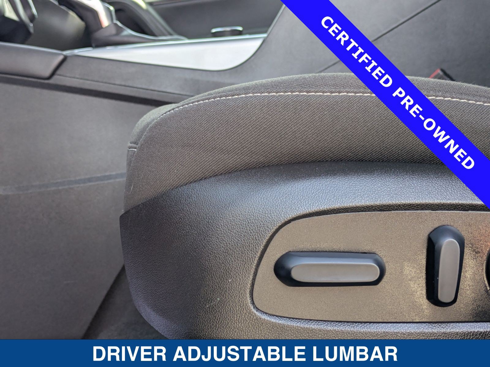 Used 2025 Chevrolet Blazer LT FWD image 23