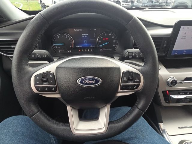 Certified 2023 Ford Explorer XLT w/ Equipment Group 202A image 37