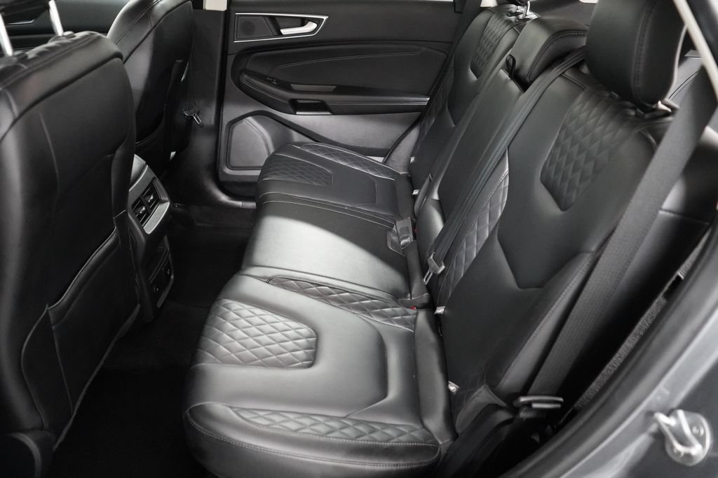 Certified 2024 Ford Edge Titanium AWD/4WD image 28