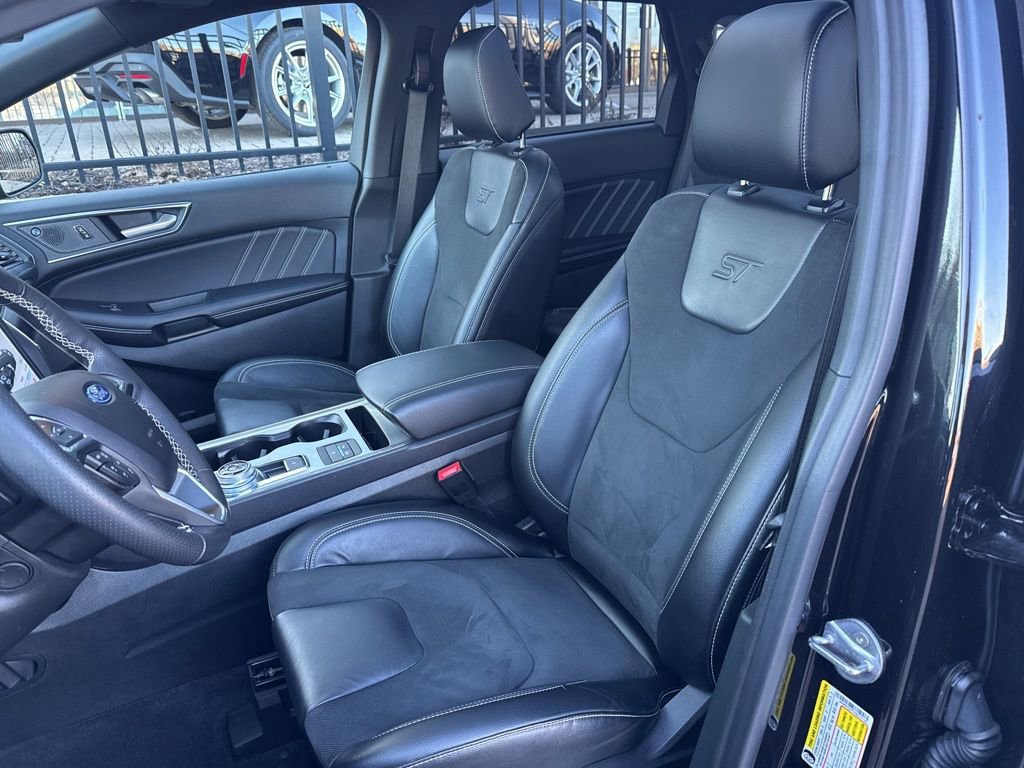 Certified 2023 Ford Edge ST w/ Equipment Group 401A image 26
