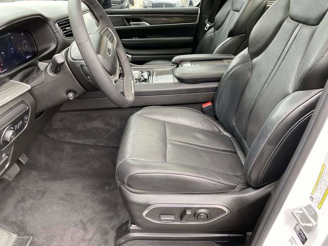 Used 2022 Jeep Wagoneer Series II w/ Premium Group I image 18