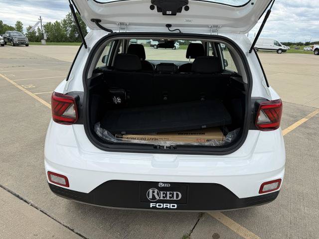 Used 2024 Hyundai Venue SEL FWD image 10