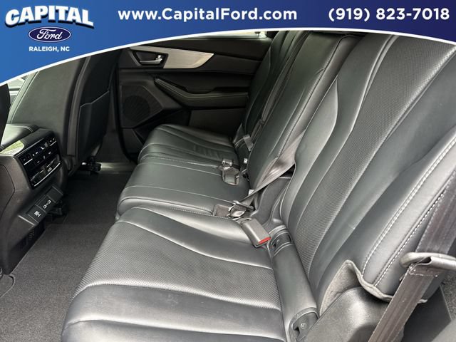 Used 2023 Acura MDX w/ Technology Package FWD image 18