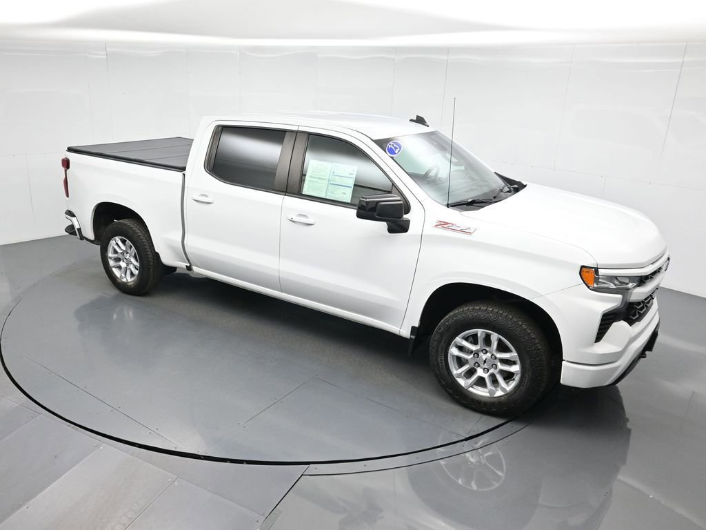 Used 2023 Chevrolet Silverado 1500 RST w/ Z71 Off-Road Package image 4