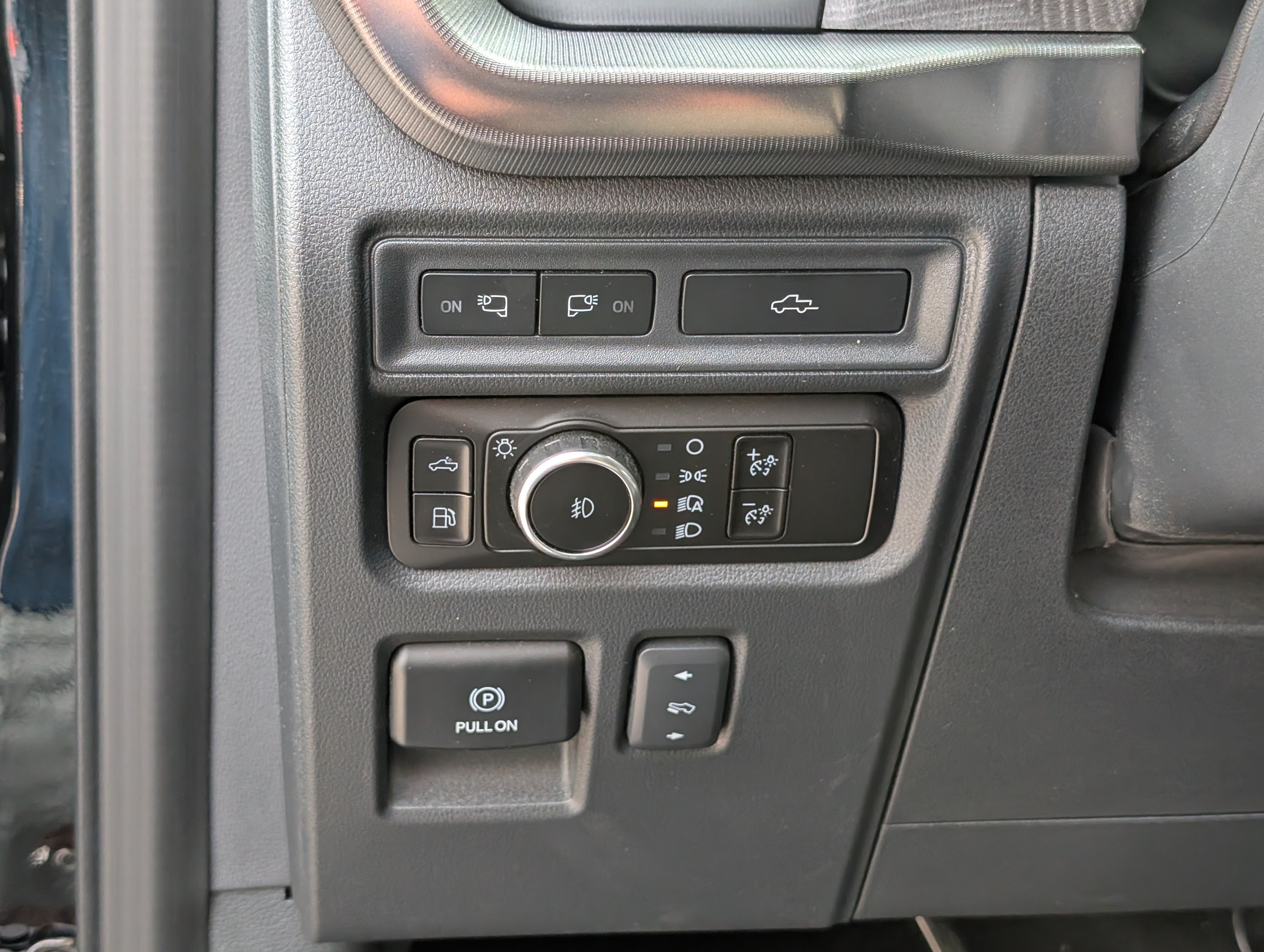 Certified 2023 Ford F150 Platinum w/ Equipment Group 701A High AWD/4WD image 23