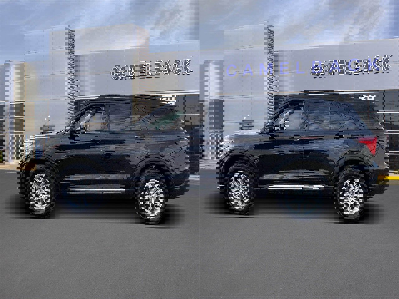 Certified 2025 Ford Explorer Active image 3