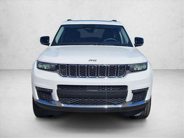 Used 2023 Jeep Grand Cherokee L Limited w/ Luxury Tech Group II image 8