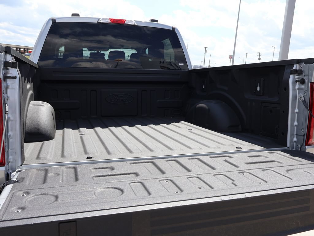 Certified 2024 Ford F150 XLT w/ Mobile Office Package RWD image 17