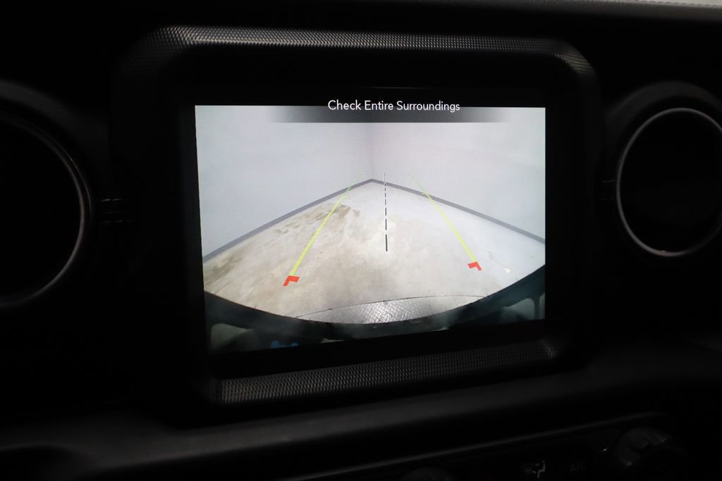 Used 2023 Jeep Wrangler Unlimited Sahara AWD/4WD image 11