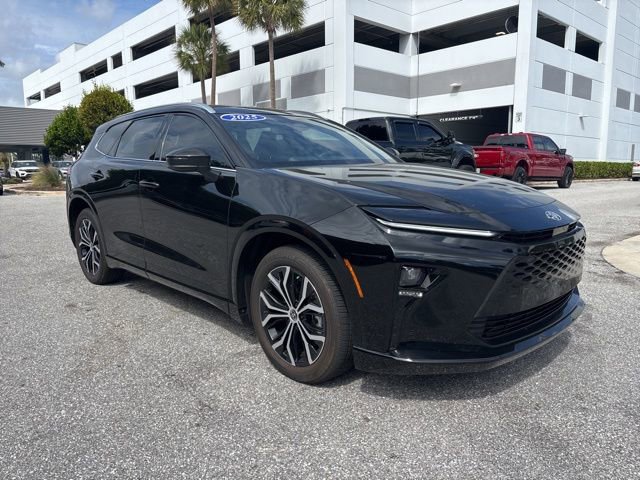 Used 2025 Toyota Crown Signia image 5