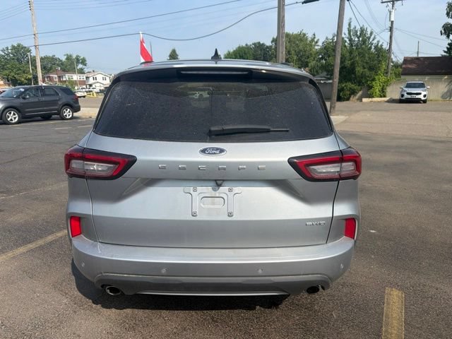 Certified 2024 Ford Escape ST-Line w/ Tech Pack #1 AWD/4WD image 4