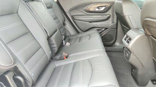 Used 2024 GMC Terrain Denali w/ Denali Premium Package image 37