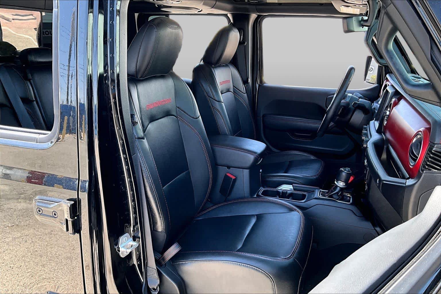Used 2022 Jeep Gladiator Rubicon w/ LED Lighting Group AWD/4WD image 9