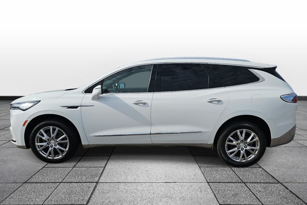 Used 2022 Buick Enclave Premium FWD image 8