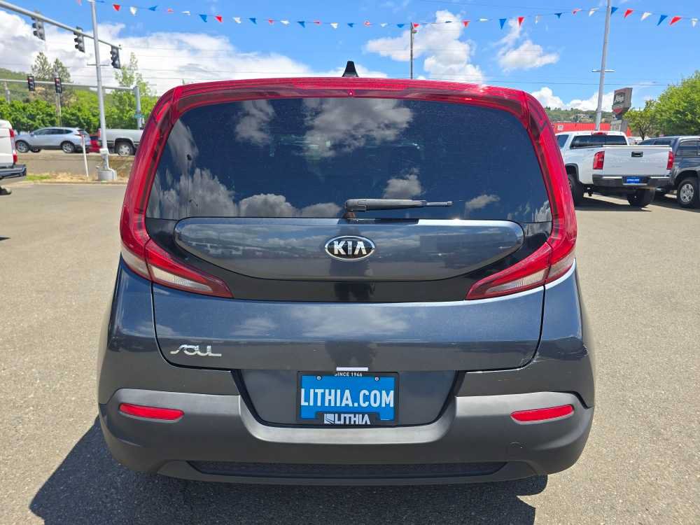 Used 2020 Kia Soul LX FWD image 4