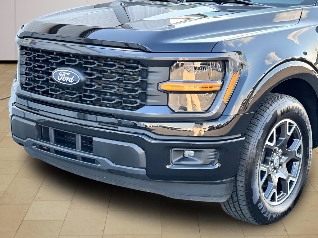 Certified 2025 Ford F150 STX w/ Equipment Group 200A RWD image 33