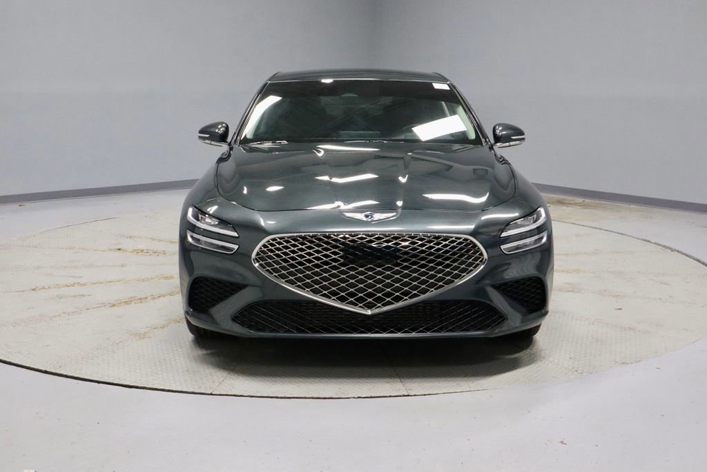 Used 2023 Genesis G70 2.0T image 8