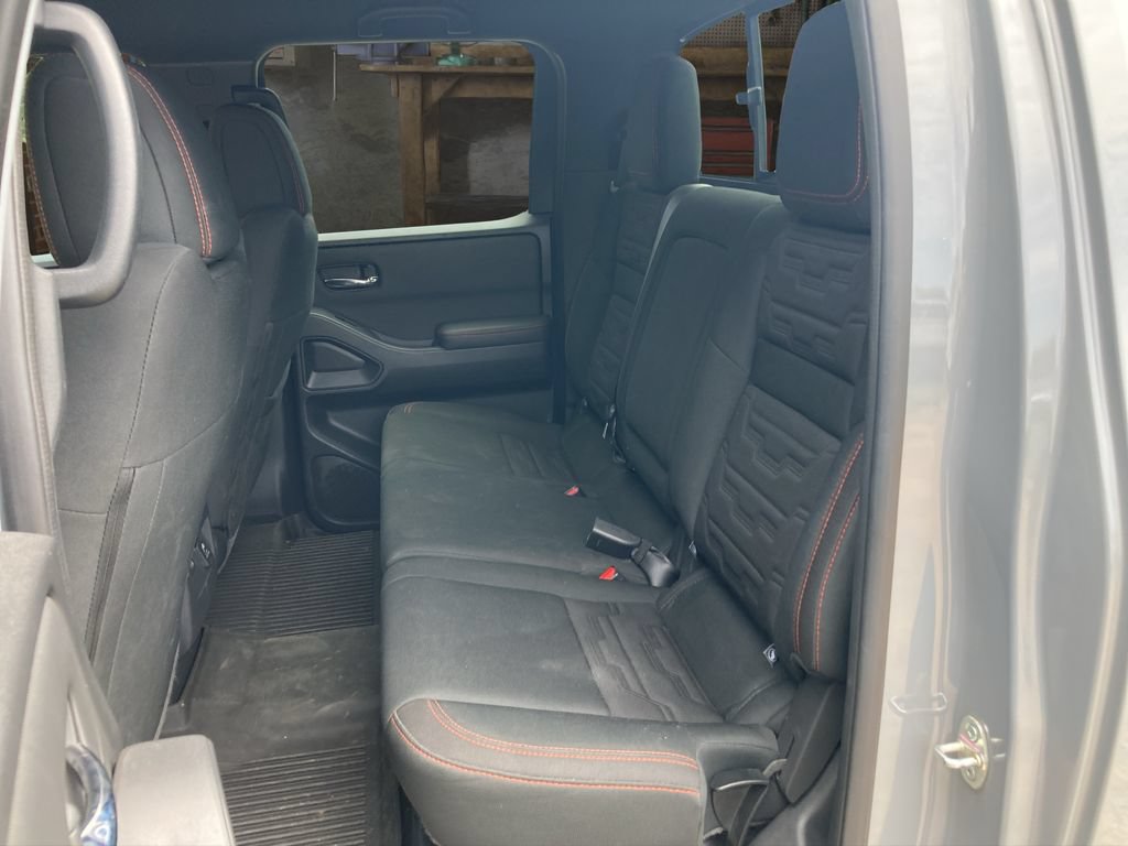 Used 2023 Nissan Frontier PRO-4X w/ Pro Convenience Package AWD/4WD image 12