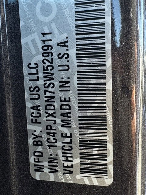 Used 2025 Jeep Wrangler Willys image 31