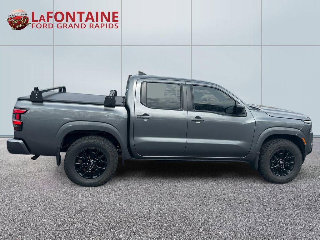 Used 2023 Nissan Frontier SV w/ Midnight Edition Package AWD/4WD image 8