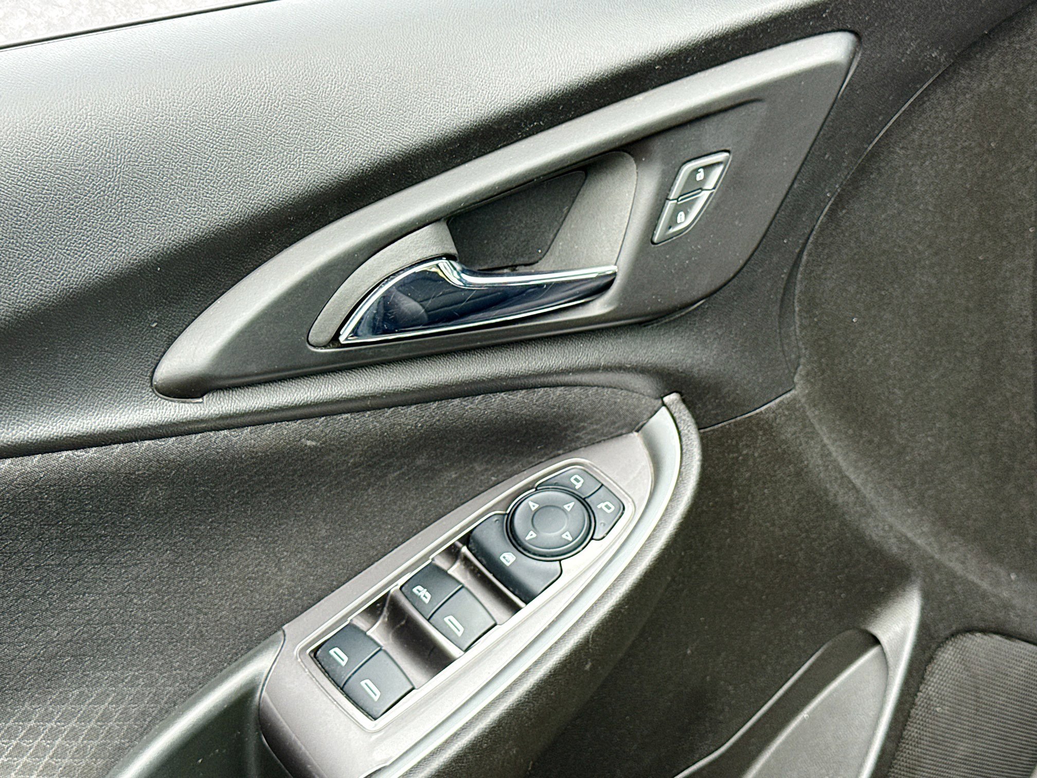 Used 2023 Chevrolet Malibu LT FWD image 7