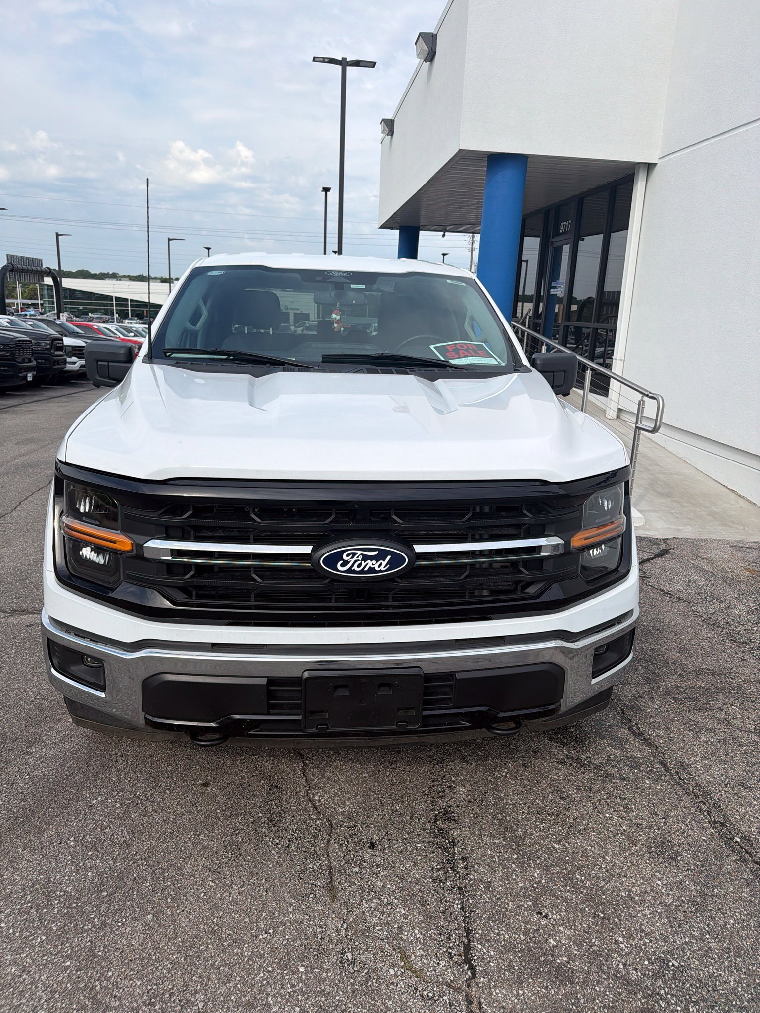Certified 2024 Ford F150 XLT AWD/4WD image 3