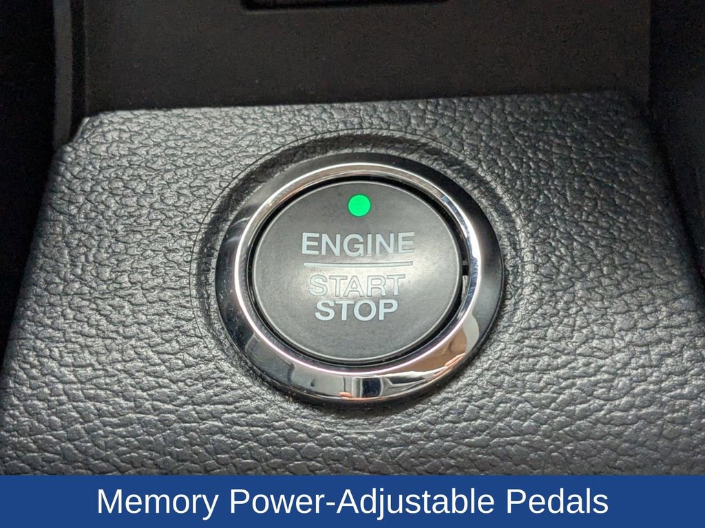 Certified 2022 Ford F250 Lariat w/ Lariat Ultimate Package image 32