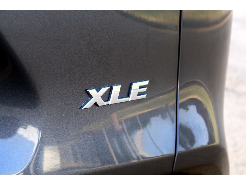 Used 2023 Toyota RAV4 XLE w/ Convenience Package FWD image 13