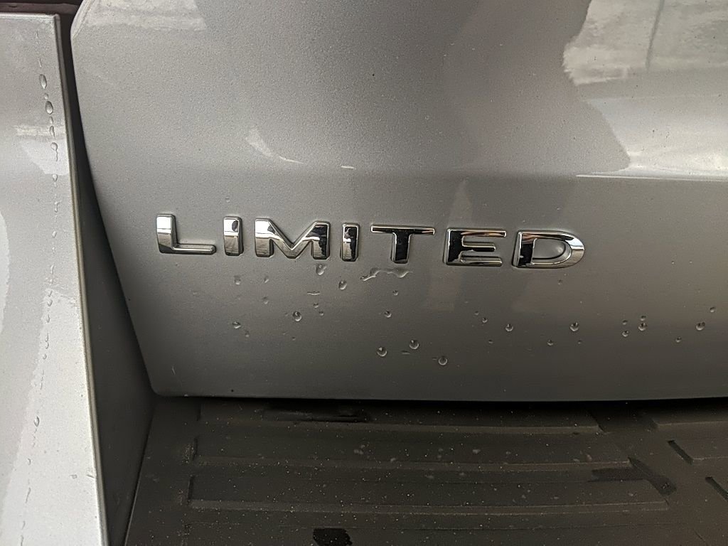 Certified 2023 Ford Expedition Limited image 8