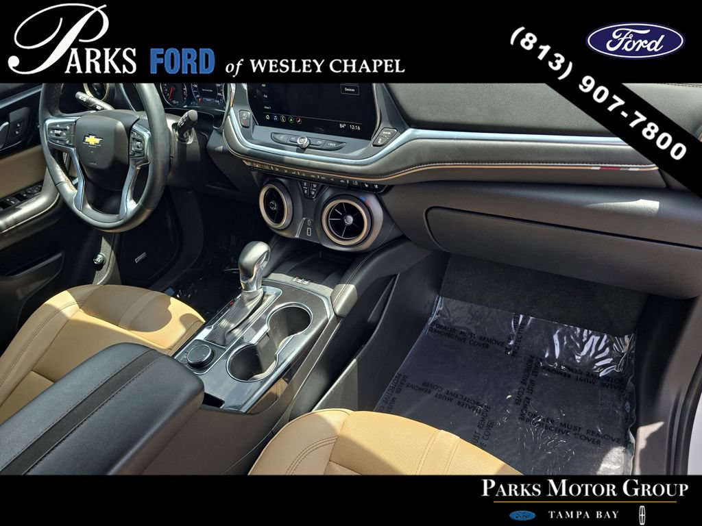 Used 2024 Chevrolet Blazer Premier w/ Enhanced Convenience Package FWD image 10