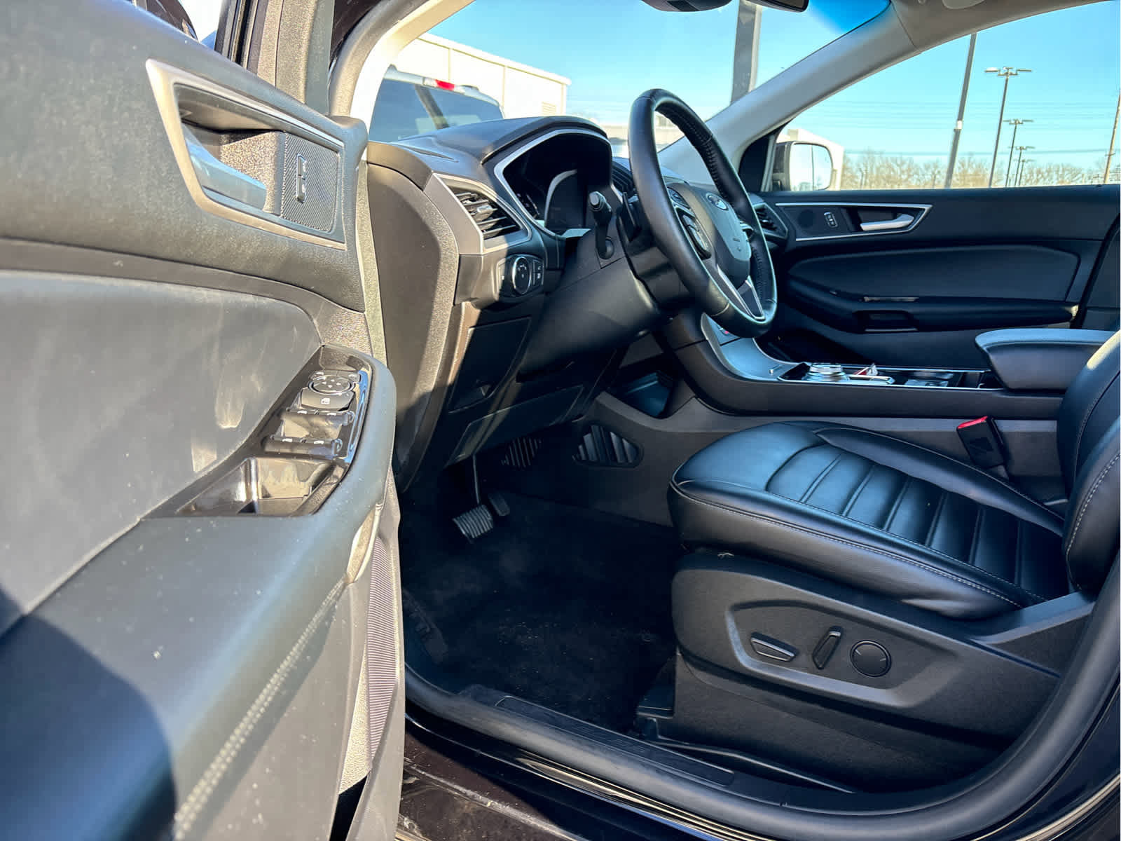 Certified 2020 Ford Edge SEL w/ Convenience Package image 8