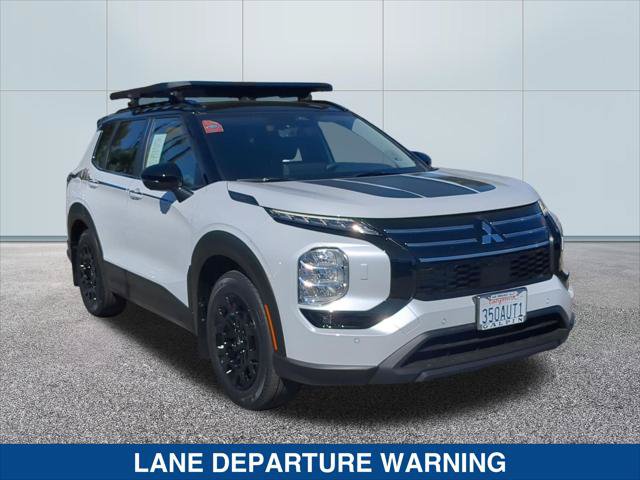 Used 2026 Mitsubishi Outlander AWD image 7