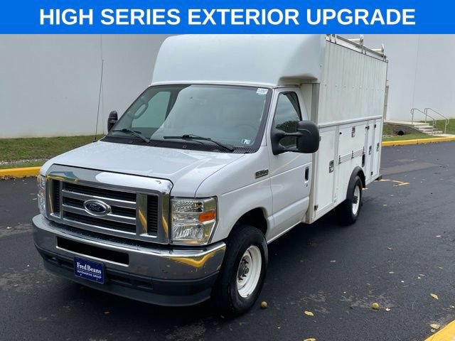 Certified 2022 Ford E-350 and Econoline 350 Super Duty w/ Power Windows & Locks Group image 1