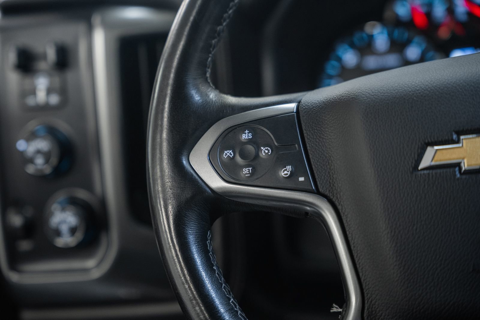 Used 2017 Chevrolet Silverado 1500 LTZ Z71 w/ LTZ Plus Package image 38