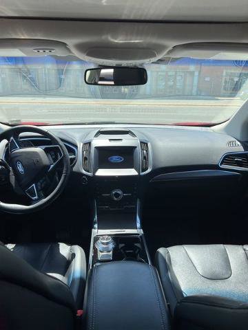 Certified 2020 Ford Edge Titanium w/ Equipment Group 301A AWD/4WD image 7