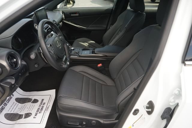 Used 2023 Lexus IS 350 F Sport w/ Memory Package RWD image 9