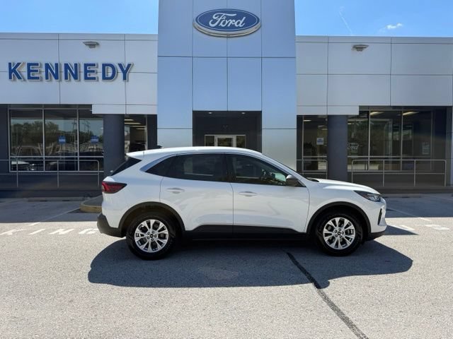 Certified 2023 Ford Escape Active FWD image 17