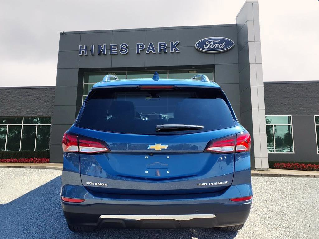 Used 2024 Chevrolet Equinox Premier image 4