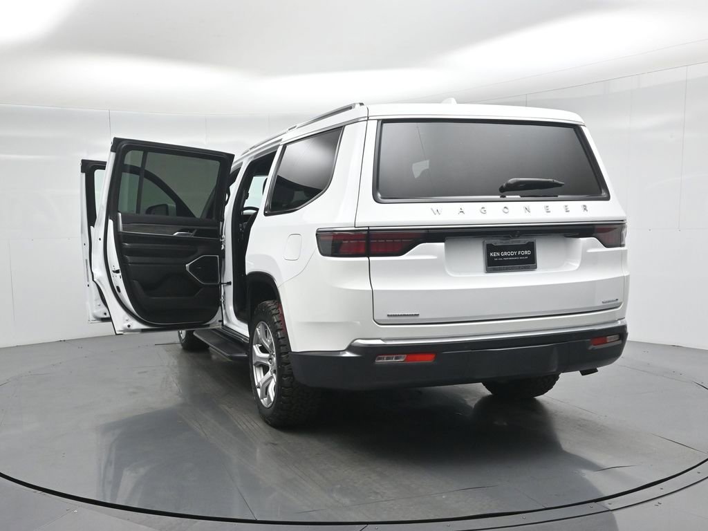 Used 2022 Jeep Wagoneer Series II image 34