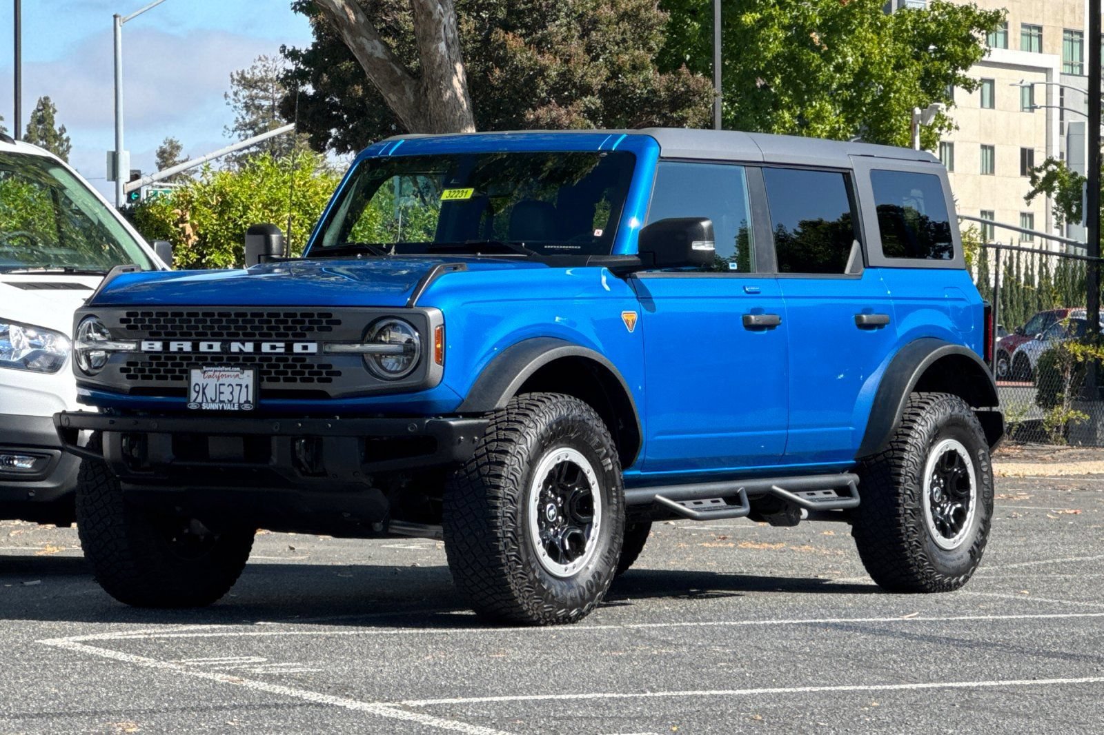 Certified 2023 Ford Bronco Badlands AWD/4WD image 9