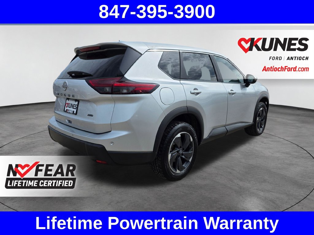 Used 2025 Nissan Rogue SV AWD/4WD image 9