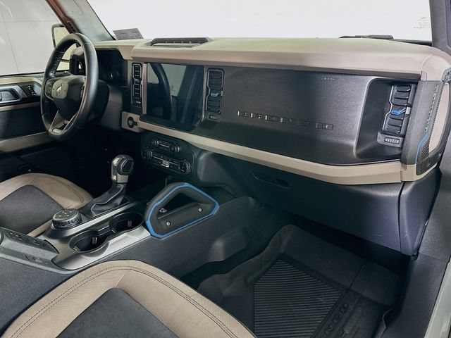 Certified 2022 Ford Bronco Wildtrak AWD/4WD image 33