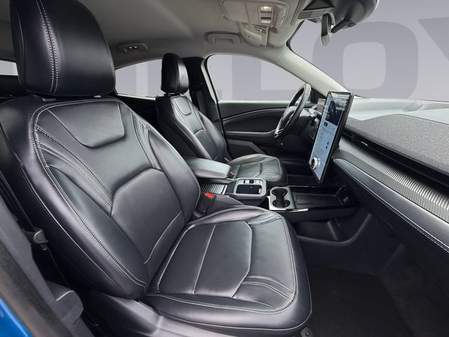 Certified 2025 Ford Mustang Mach-E Premium RWD image 17