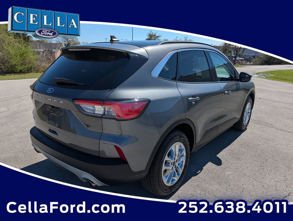 Certified 2022 Ford Escape SE w/ Convenience Package image 3