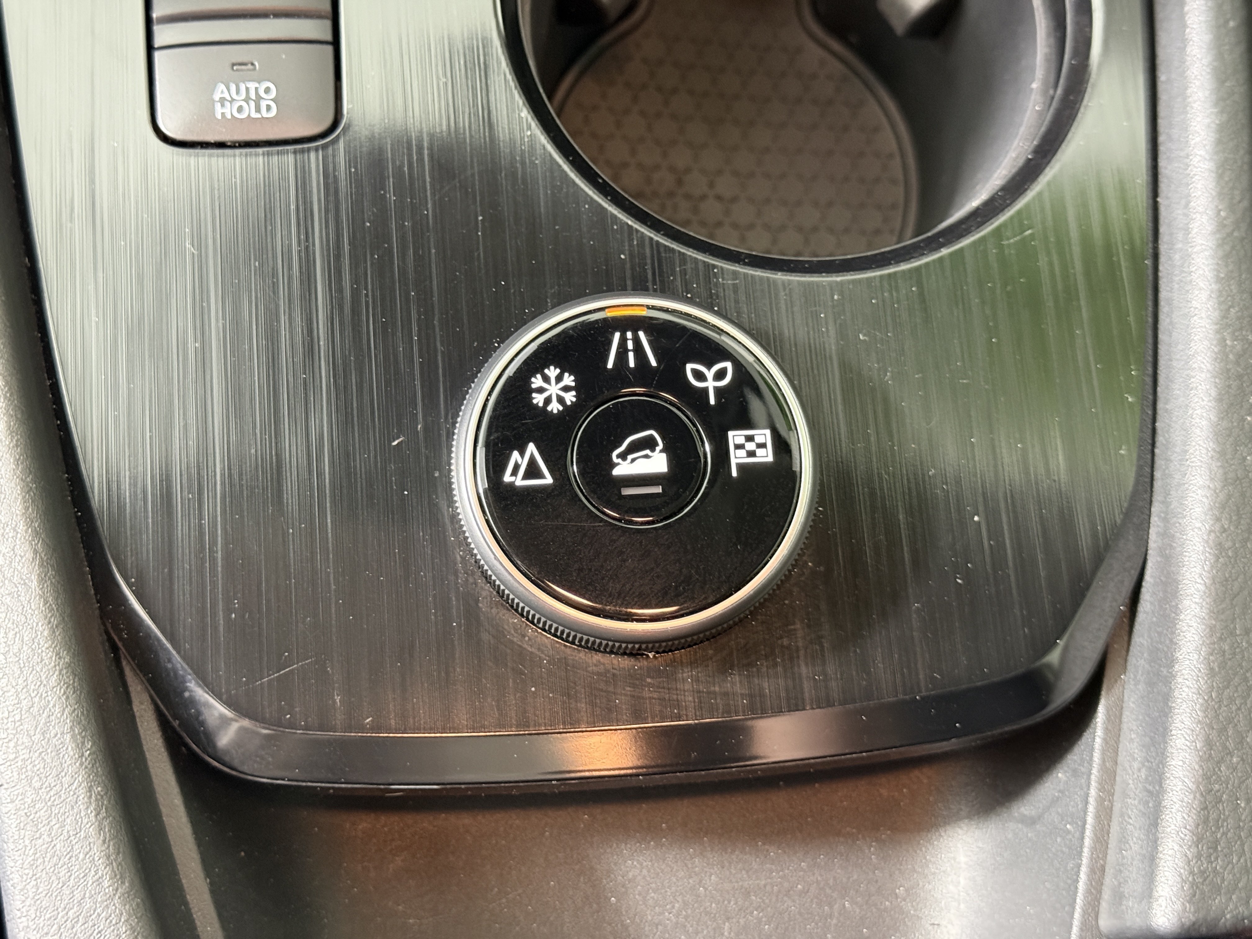 Used 2025 Nissan Rogue SV AWD/4WD image 24